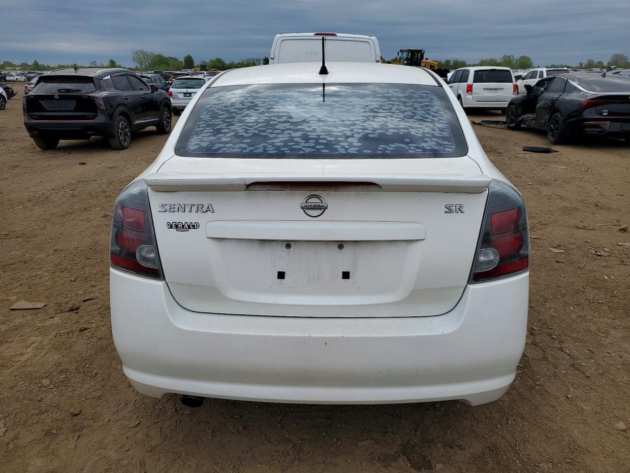 2010 Nissan Sentra 2.0 - Фото 6
