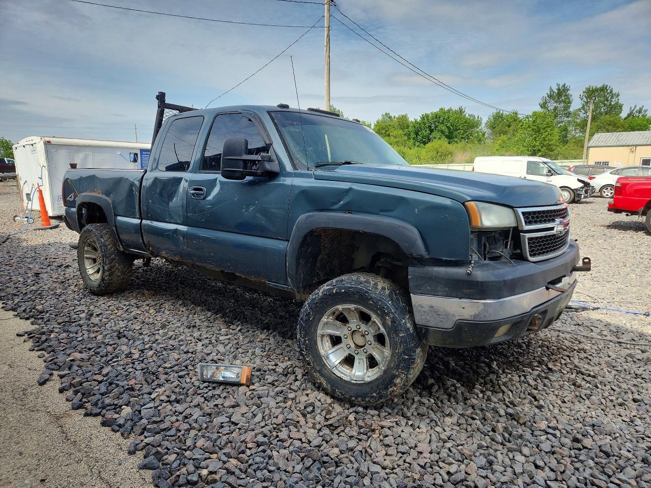 2007 Chevrolet Silverado K2500 Heavy Duty - Image 4