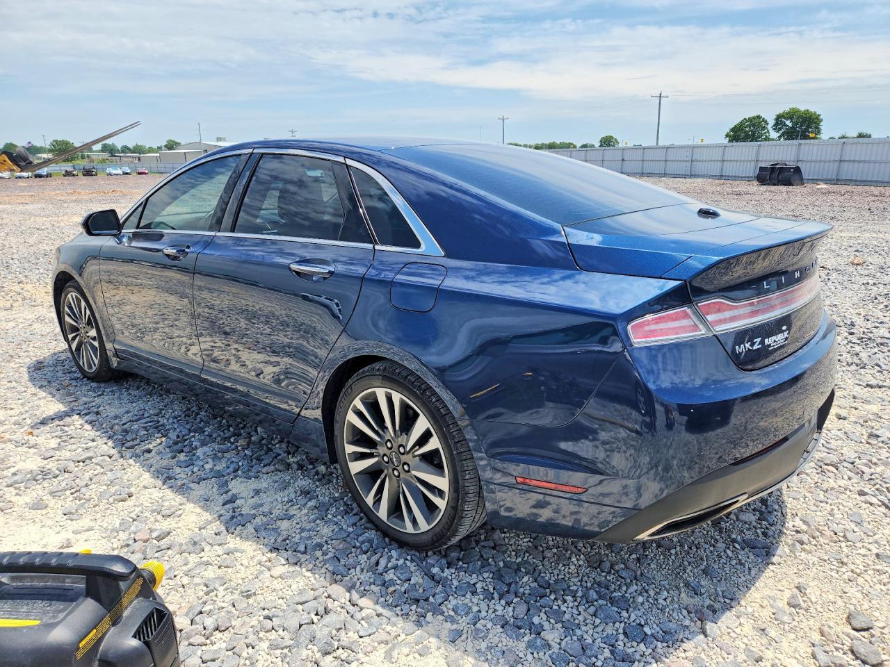 2017 Lincoln Mkz Reserve - Фото 2