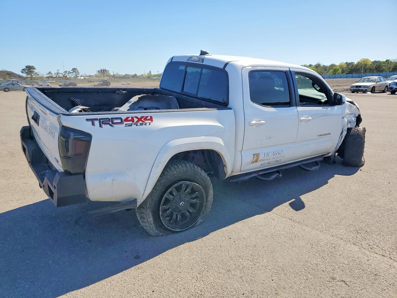 2016 Toyota Tacoma Trd Sport - Фото 3