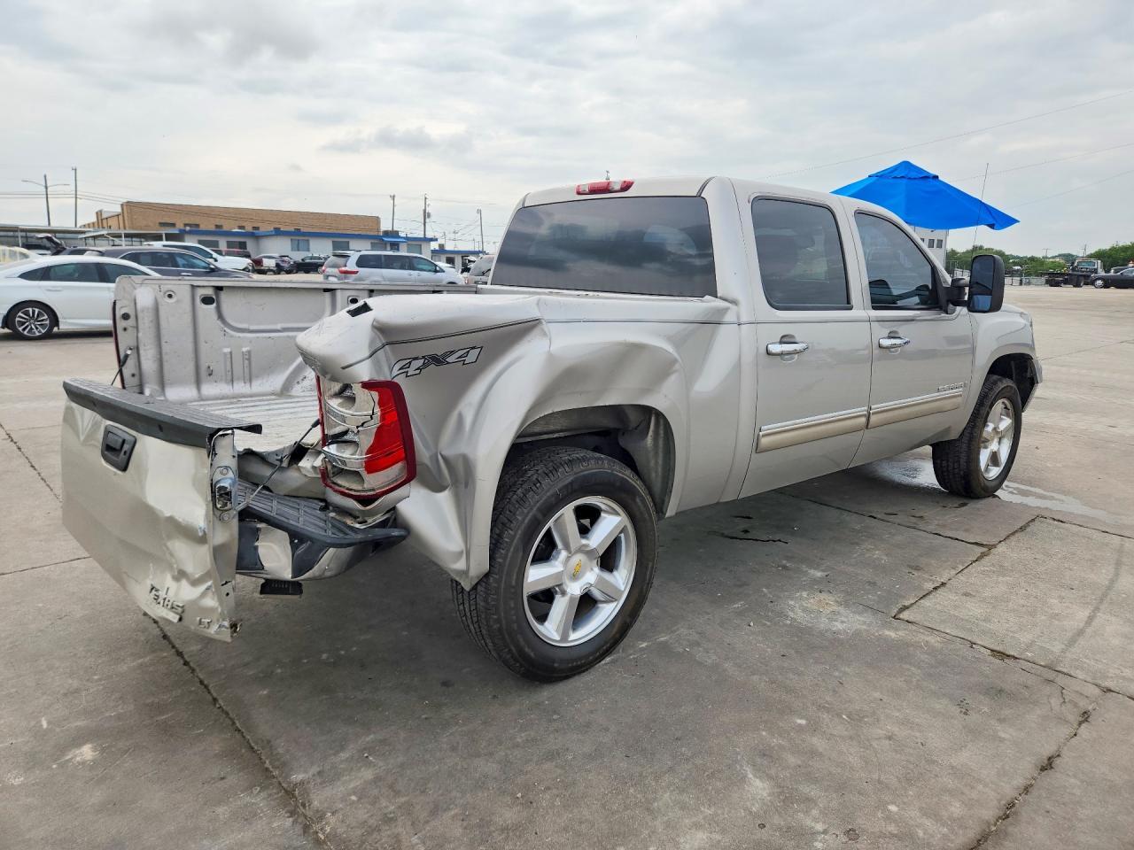 2008 GMC Sierra K1500 - Image 3