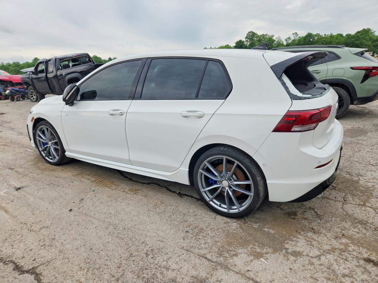 2025 Volkswagen Golf R - Фото 2