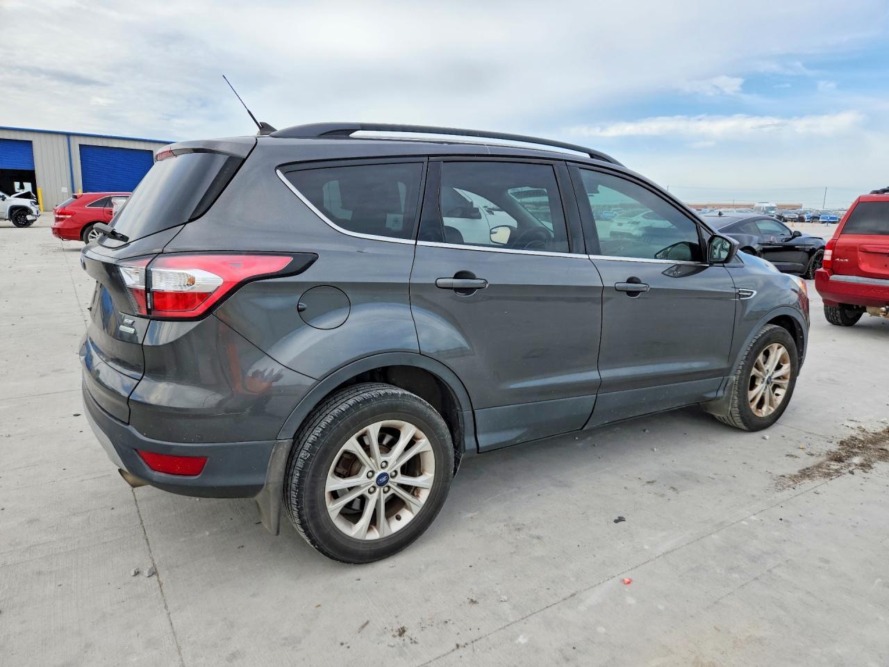 2018 Ford Escape Se - Фото 3