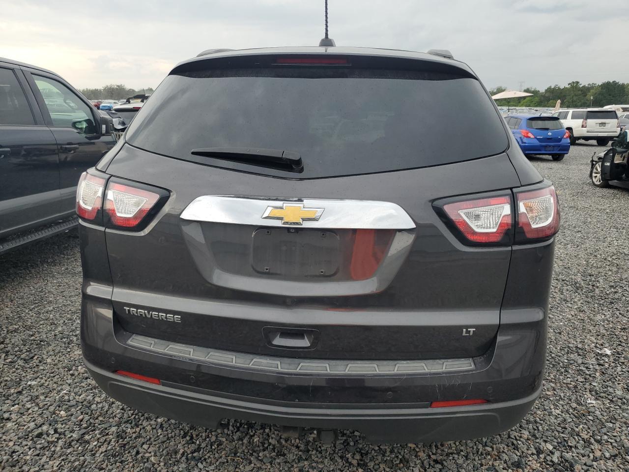 2017 Chevrolet Traverse Lt - Image 6