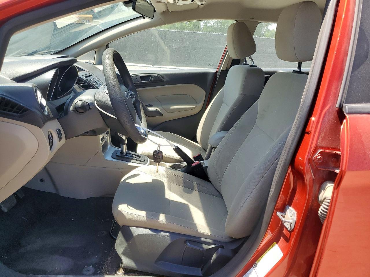 2019 Ford Fiesta Se - Фото 7