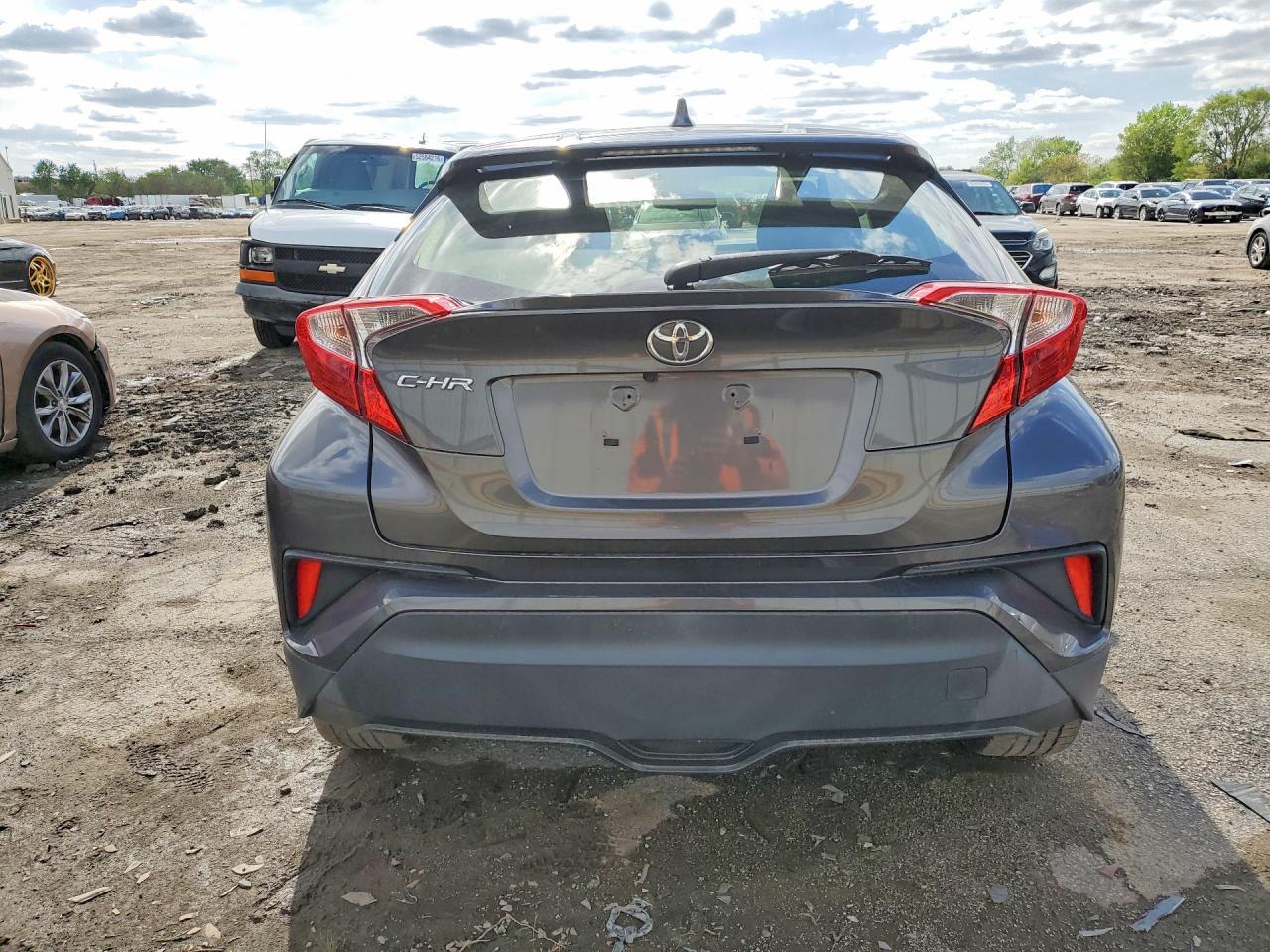 2019 Toyota C-Hr Le - Фото 6
