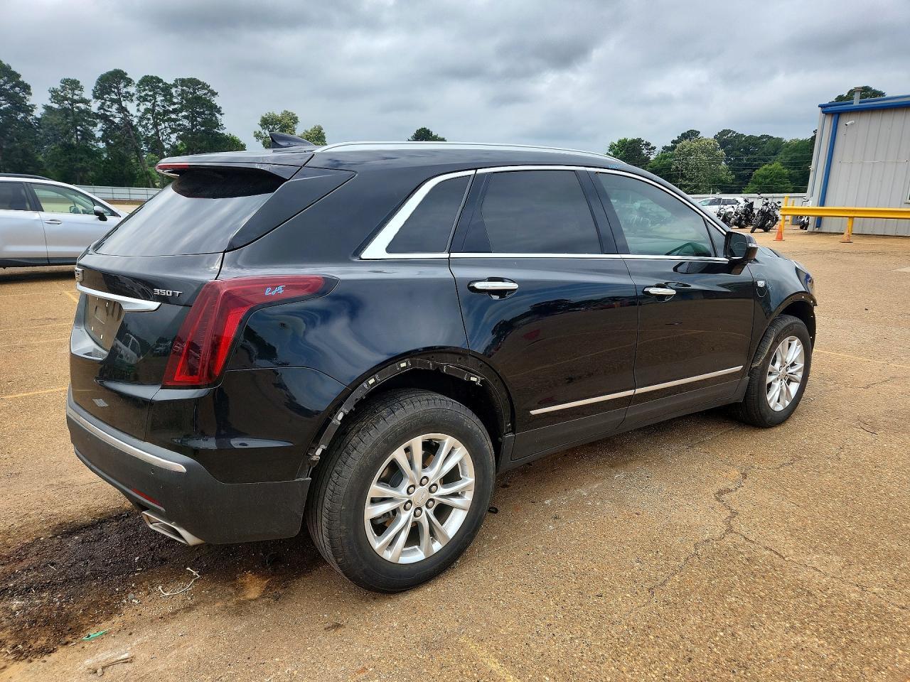 2021 Cadillac Xt5 Luxury - Image 3