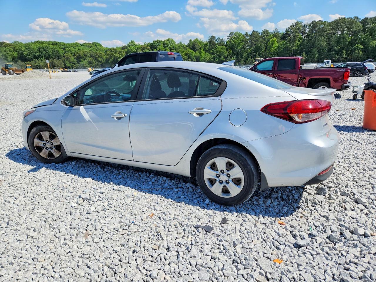 2018 Kia Forte Lx - Image 2