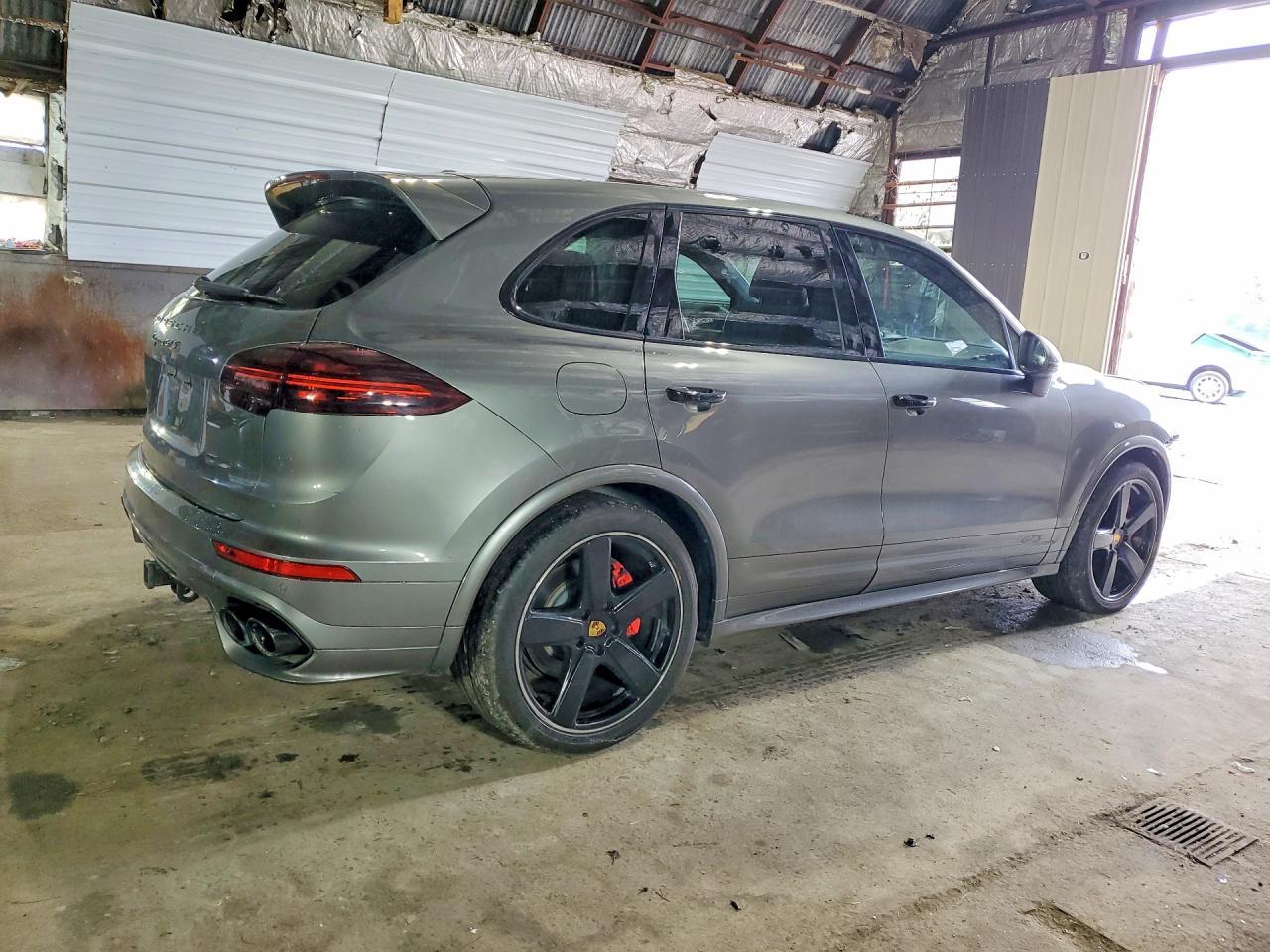 2018 Porsche Cayenne Gts - Image 3