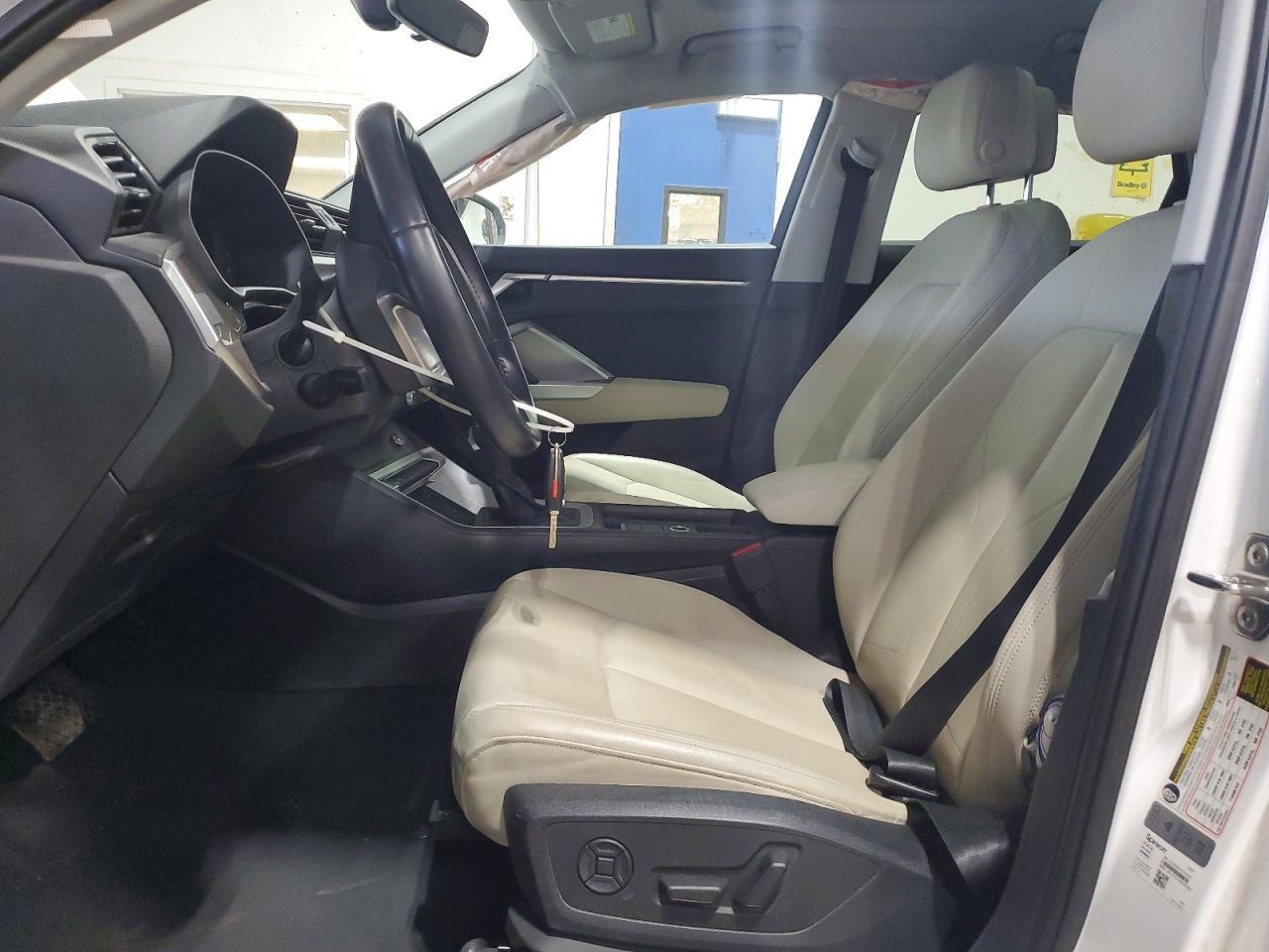 2019 Audi Q3 Premium - Фото 7