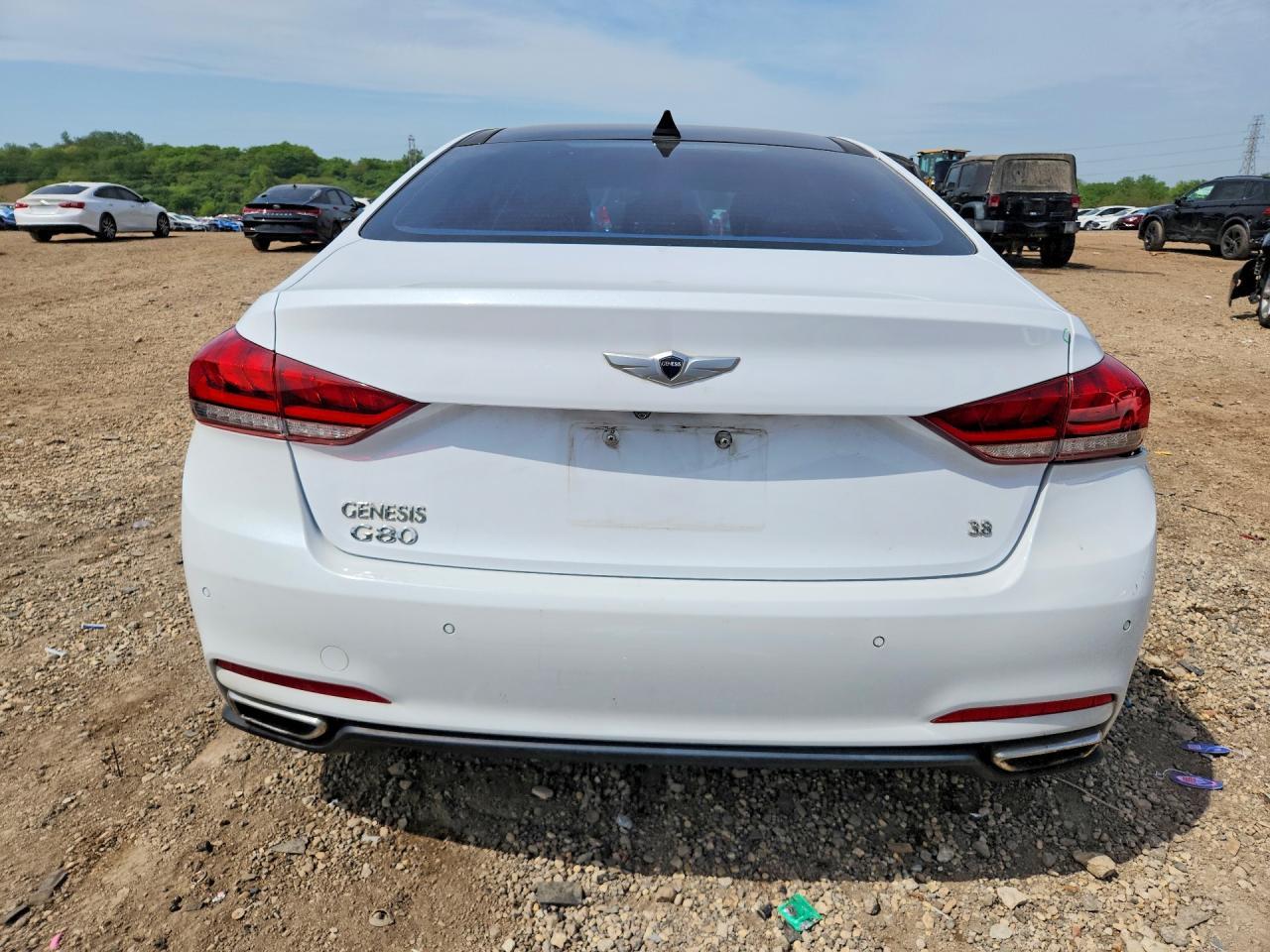 2015 Hyundai Genesis 3.8L - Image 6