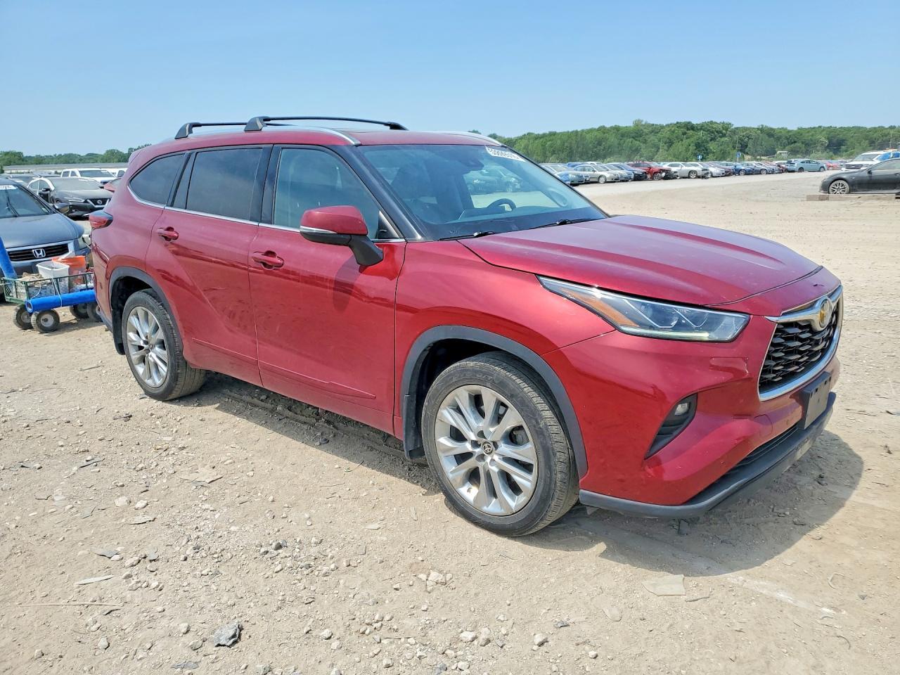 2021 Toyota Highlander Limited - Image 4