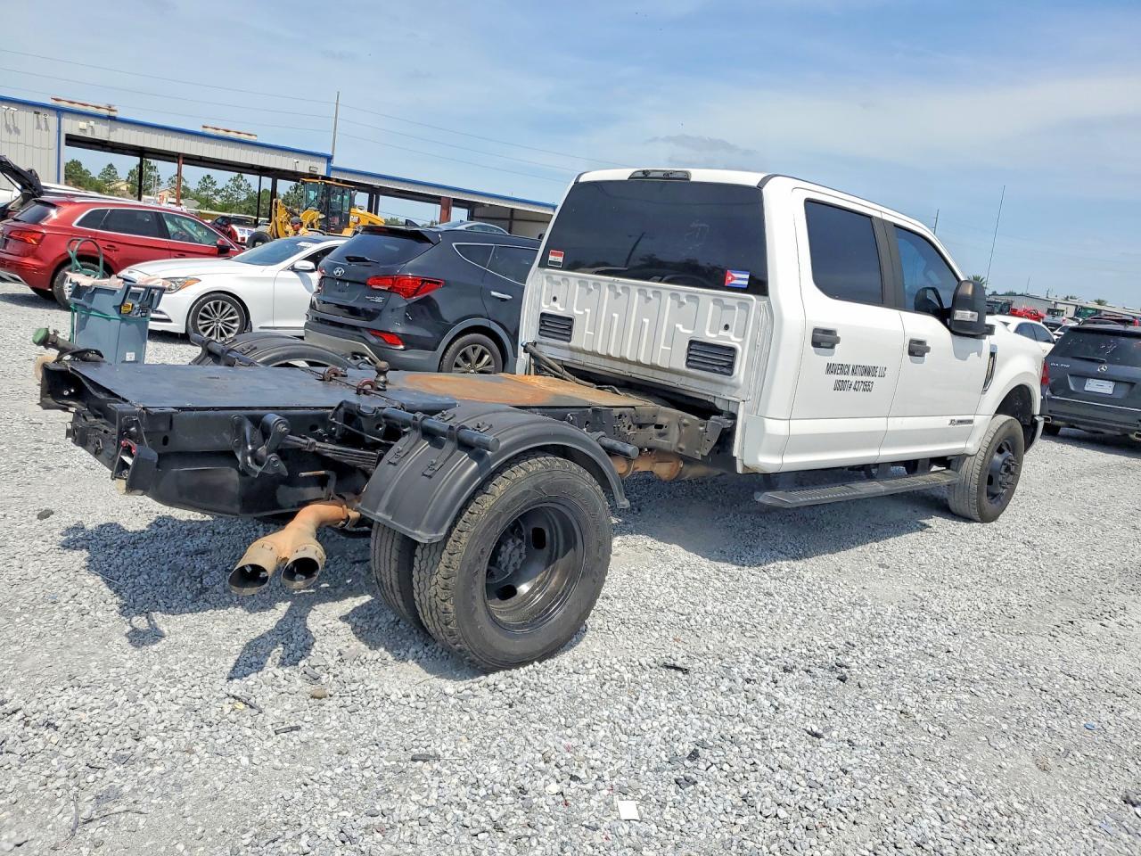 2019 Ford F350 Super Duty - Фото 3