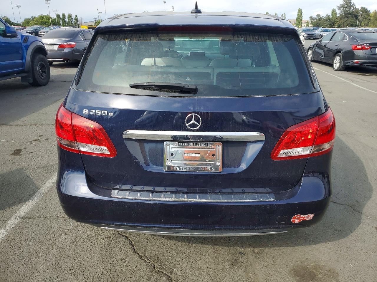 2017 Mercedes-Benz B 250E - Фото 6