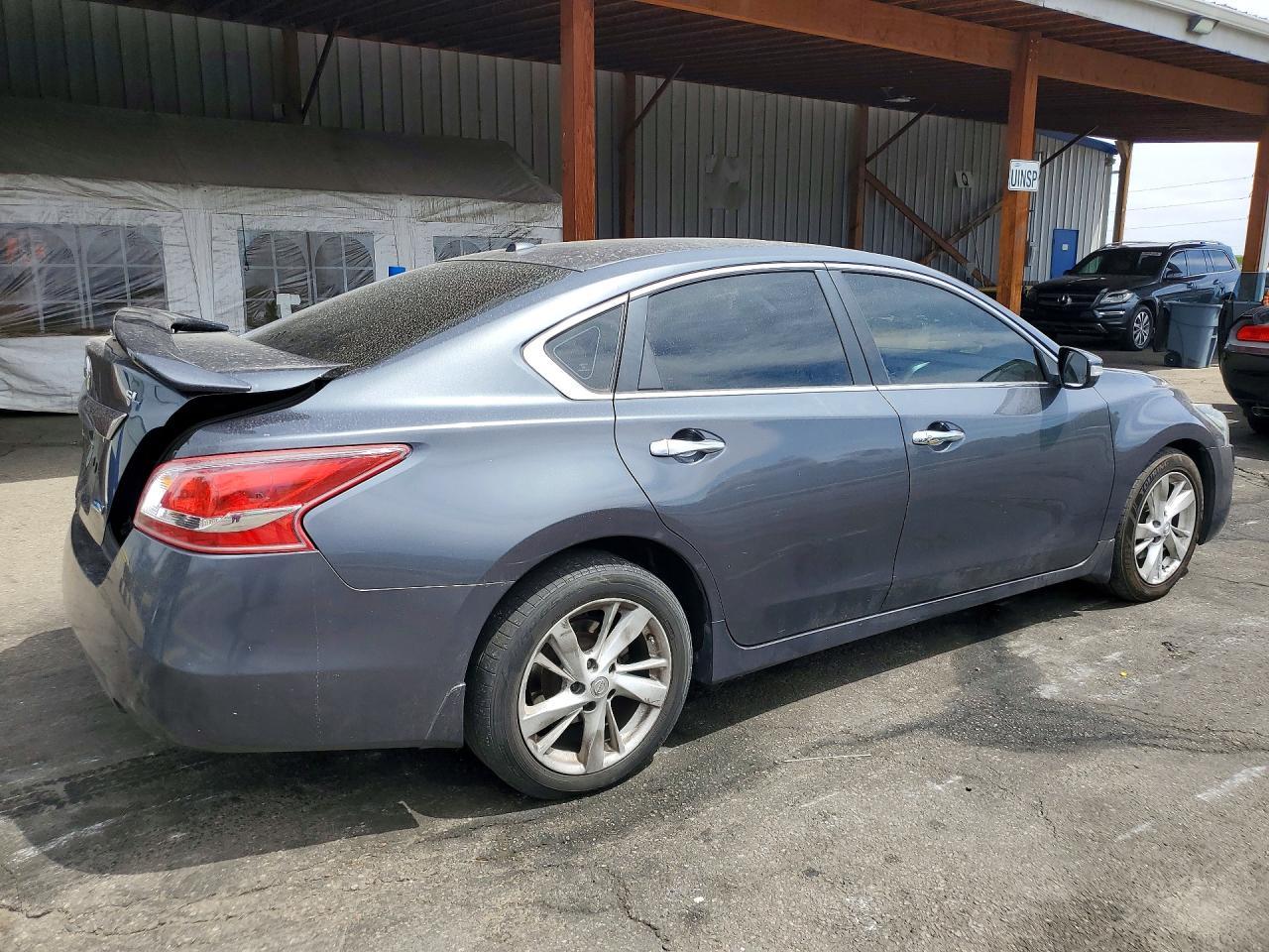 2013 Nissan Altima 2.5 - Фото 3