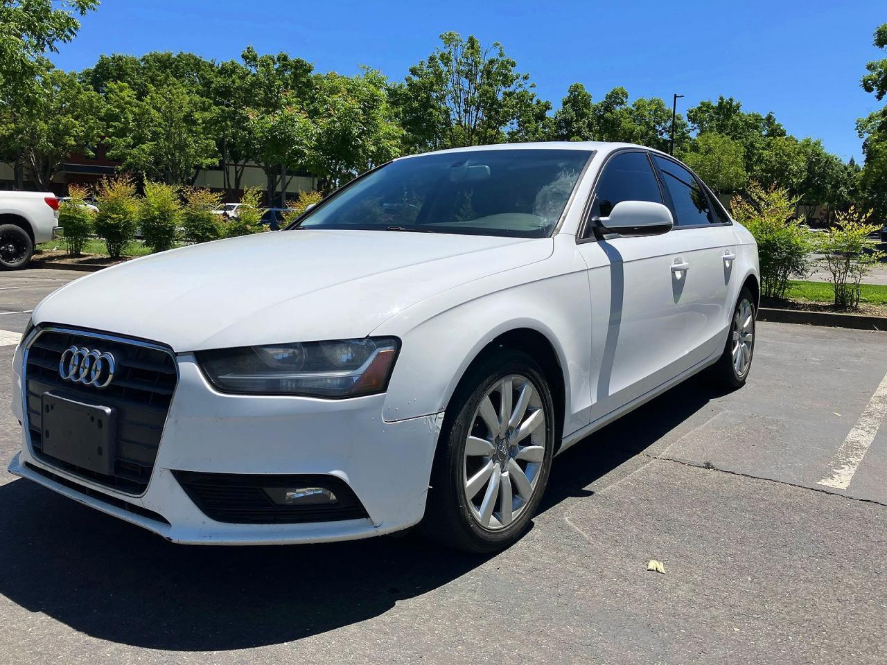 2013 Audi A4 Premium - Фото 2