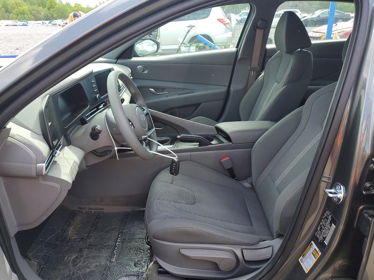 2026 Hyundai Elantra Se - Фото 7
