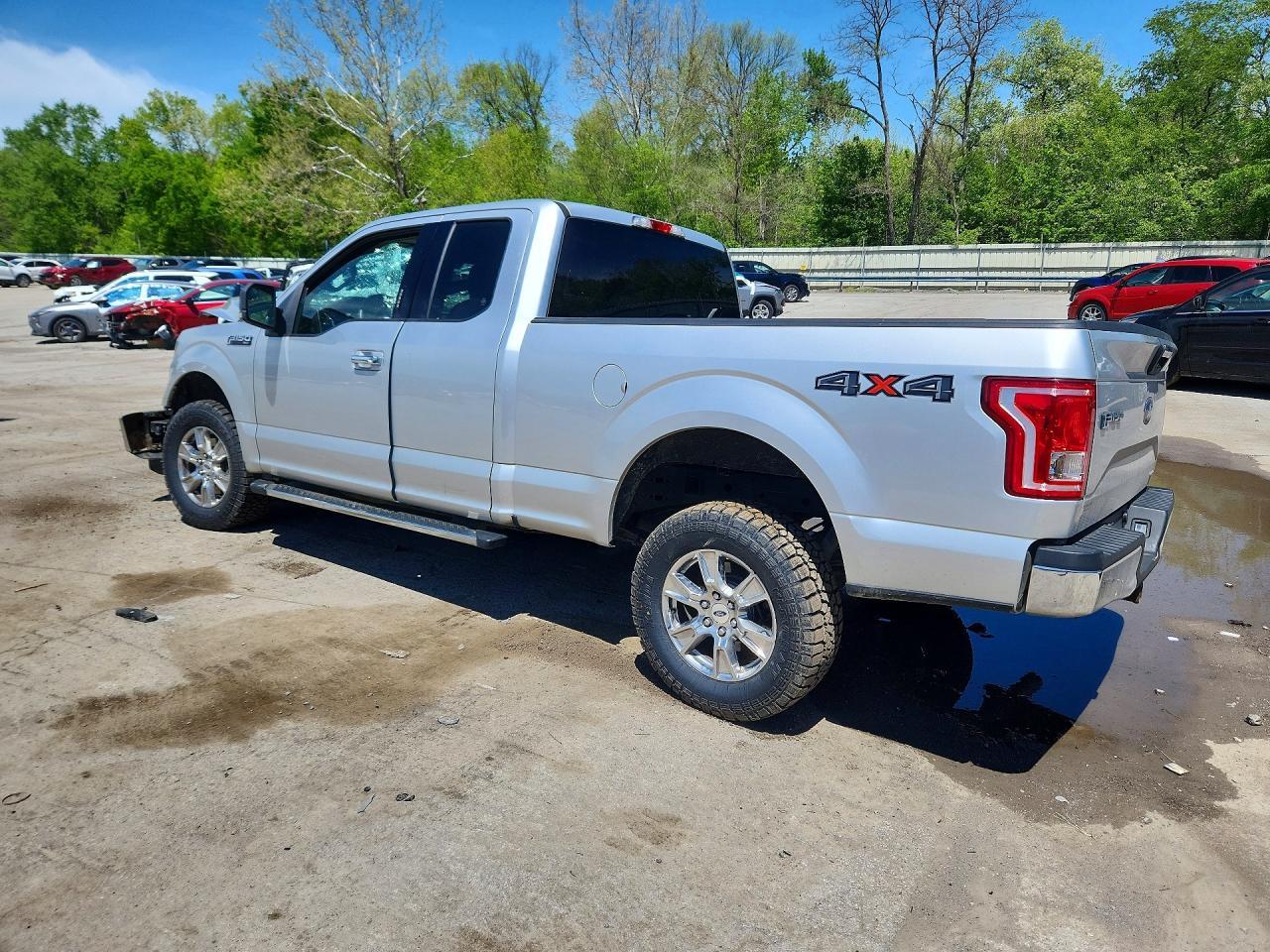 2016 Ford F150 Super Cab - Фото 2