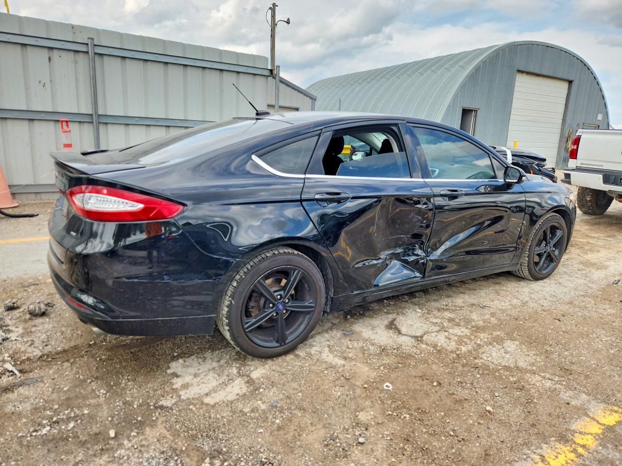 2016 Ford Fusion Se - Фото 3