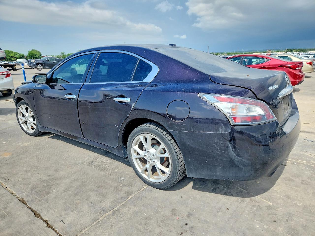 2012 Nissan Maxima 3.5 S - Image 2