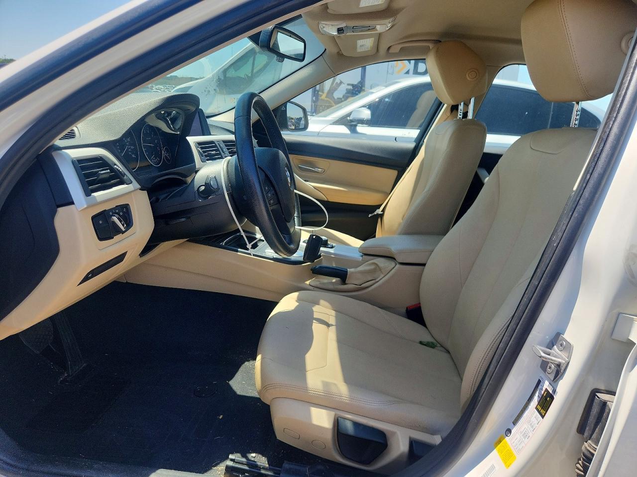 2018 BMW 320 I - Фото 7