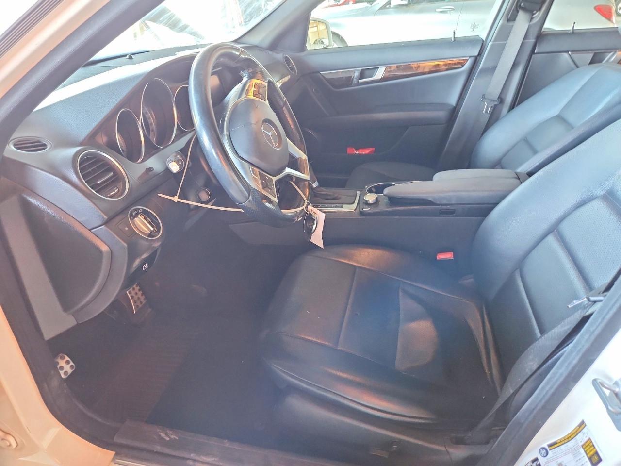 2014 Mercedes-Benz C 250 - Image 7