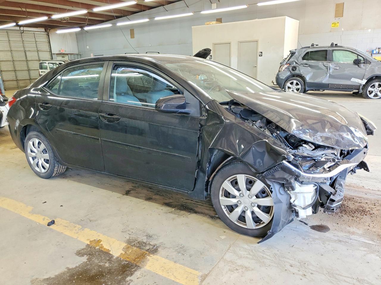 2015 Toyota Corolla Le - Фото 4