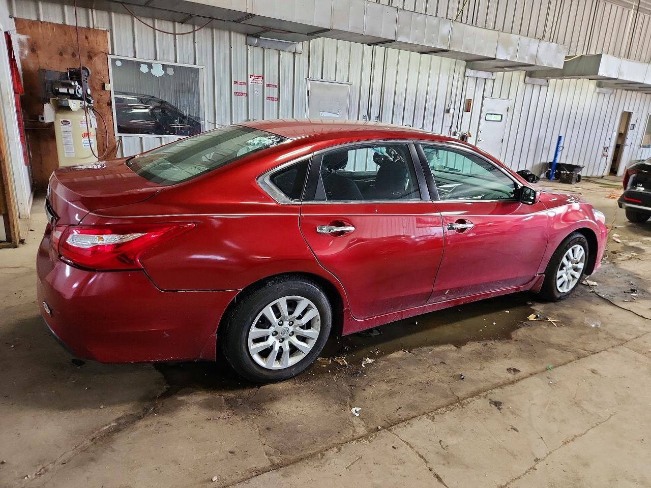 2016 Nissan Altima 2.5 S - Фото 3