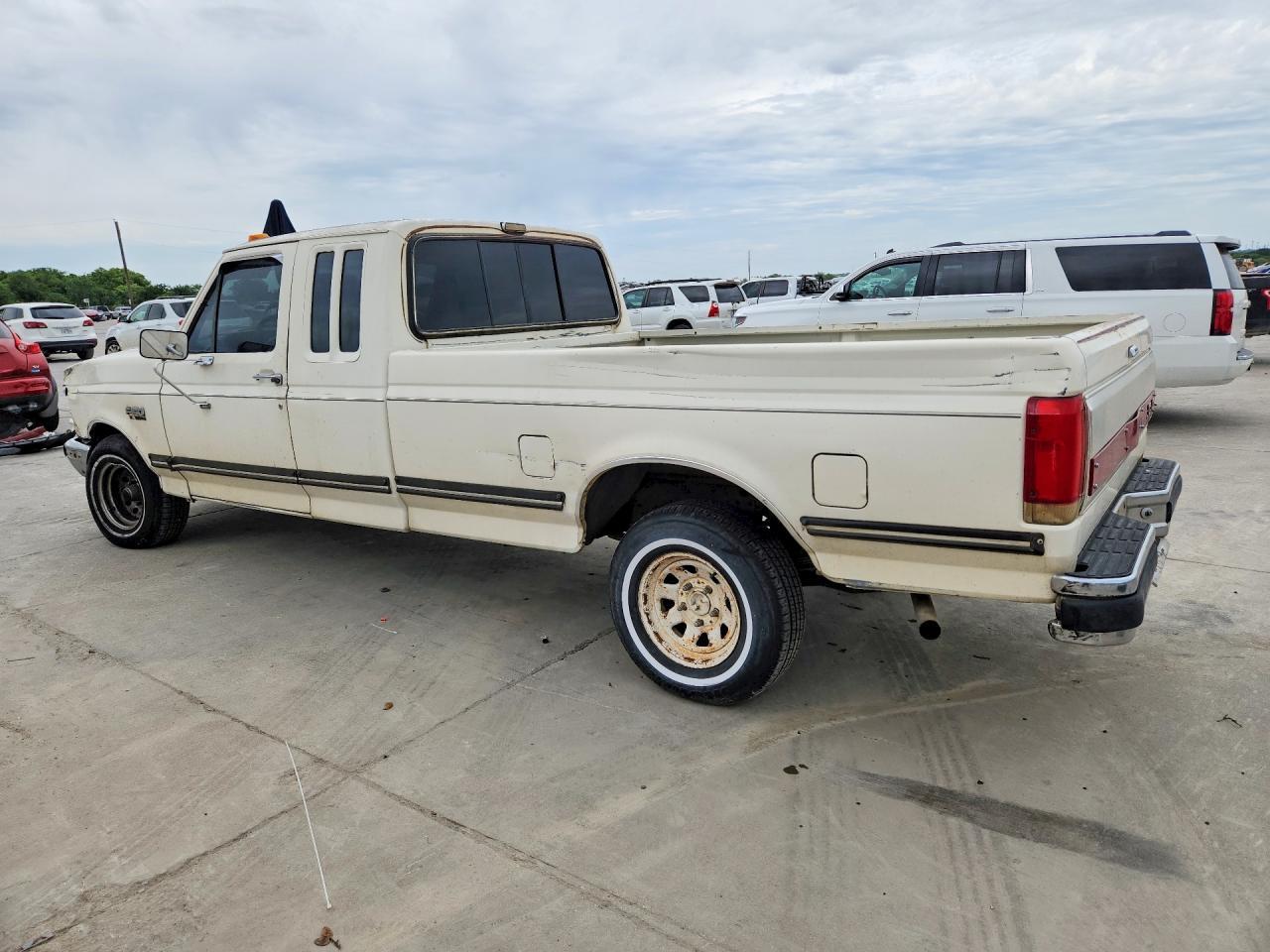 1990 Ford F150 - Фото 2
