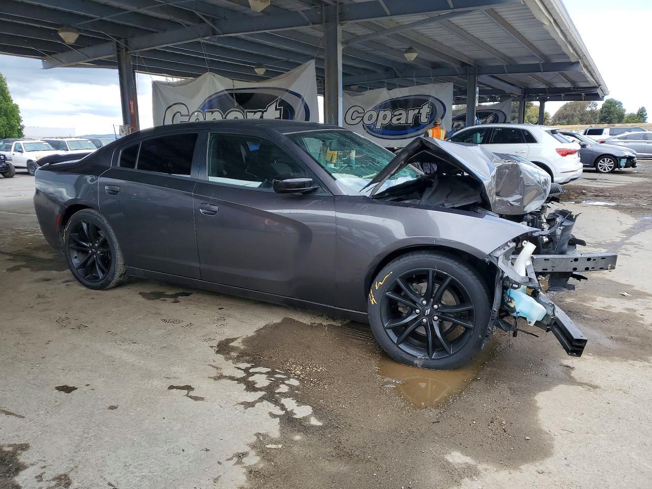 2017 Dodge Charger Se - Фото 4