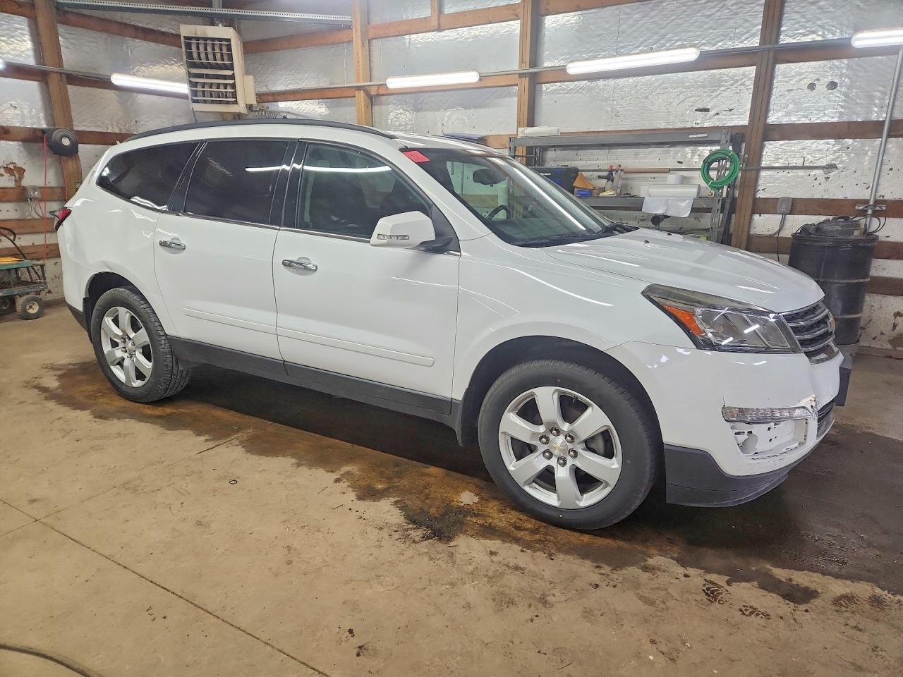 2017 Chevrolet Traverse Lt - Image 4