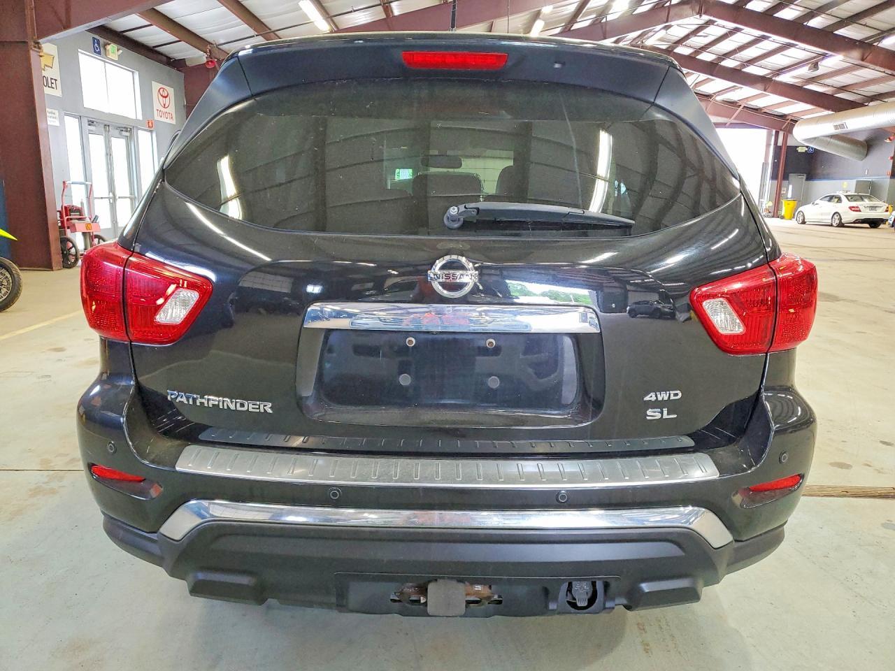 2017 Nissan Pathfinder Sl - Фото 6