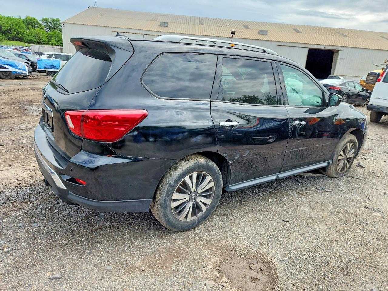 2018 Nissan Pathfinder Sv - Фото 3