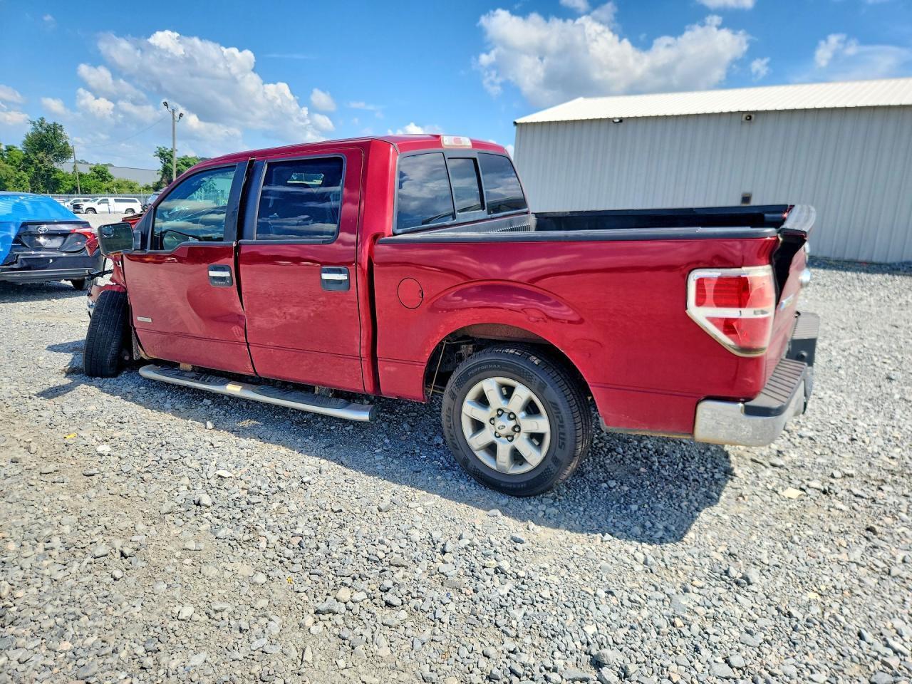 2014 Ford F150 Supercrew - Фото 2