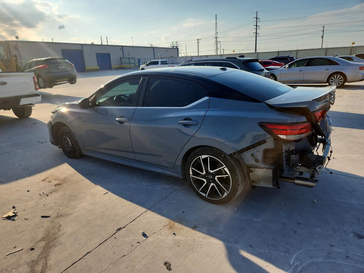 2024 Nissan Sentra Sr - Image 2