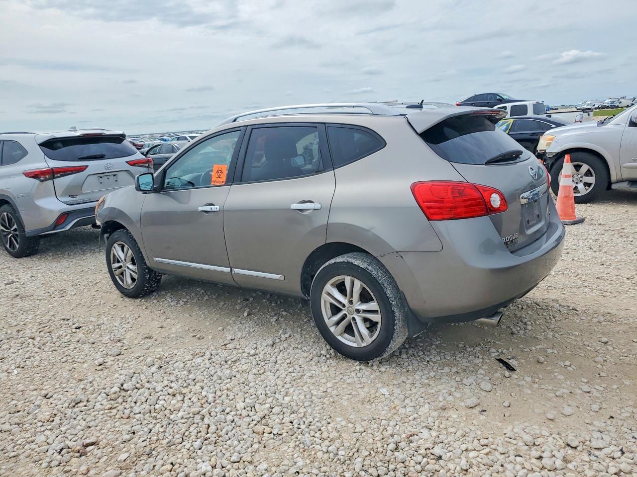 2012 Nissan Rogue S - Фото 2