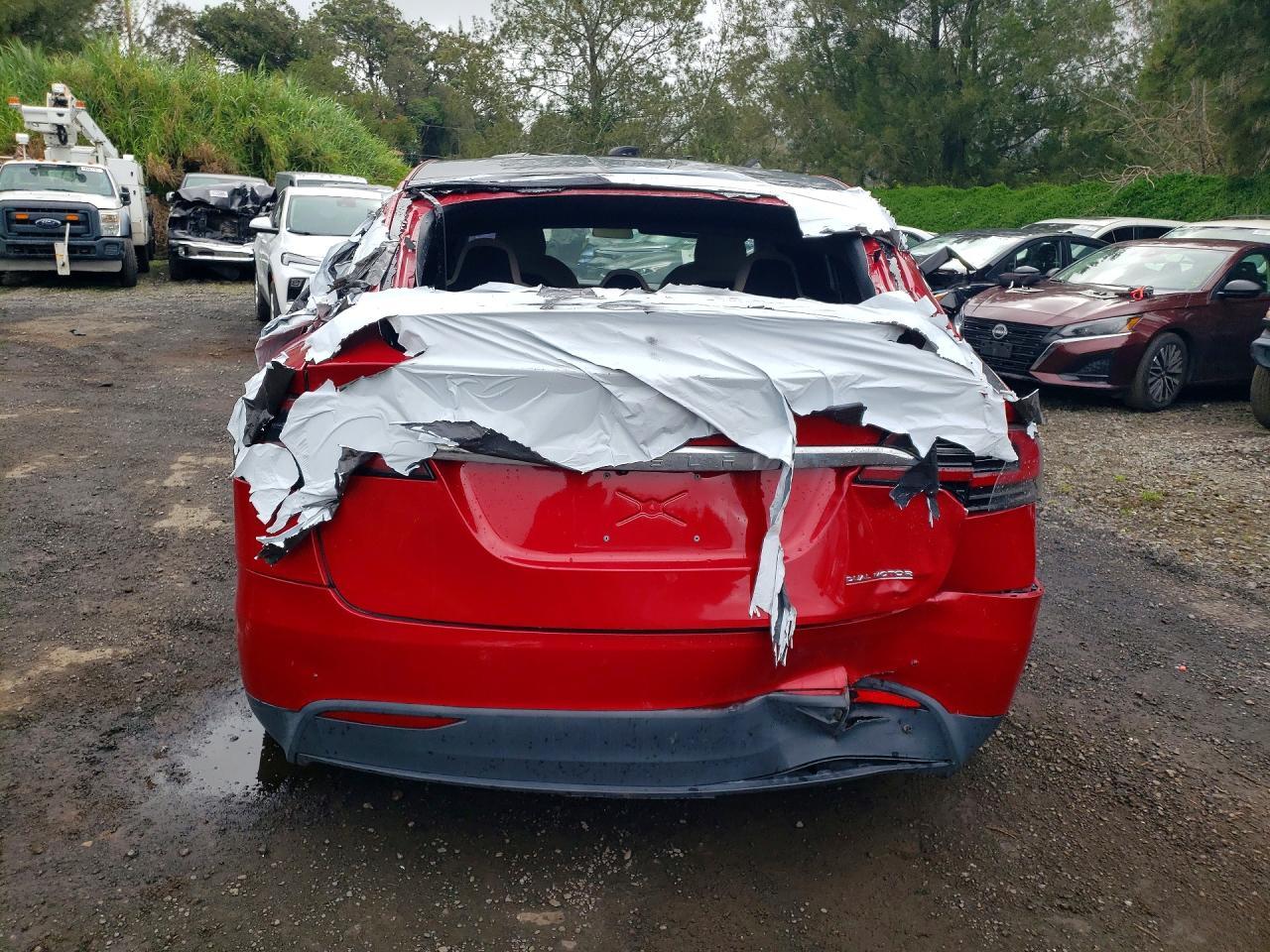 2020 Tesla Model X - Фото 6