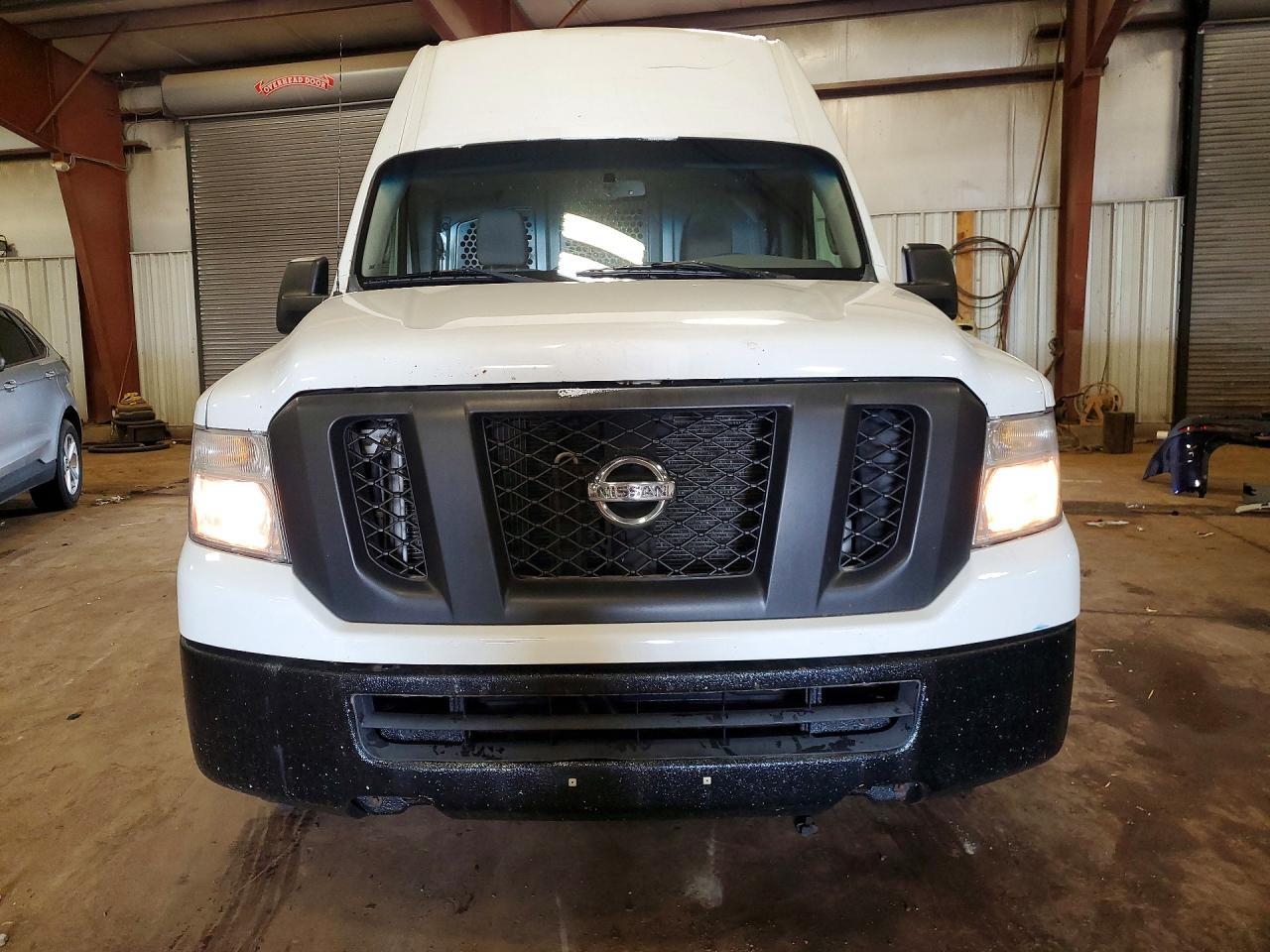 2015 Nissan Nv 2500 - Image 5