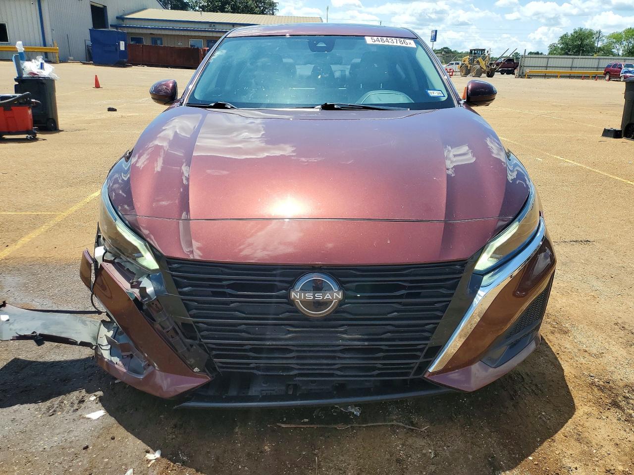2023 Nissan Altima Sl - Image 5