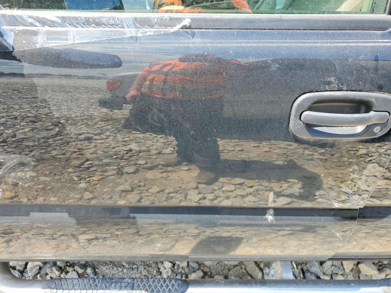 2004 Chevrolet Silverado K3500 - Image 7
