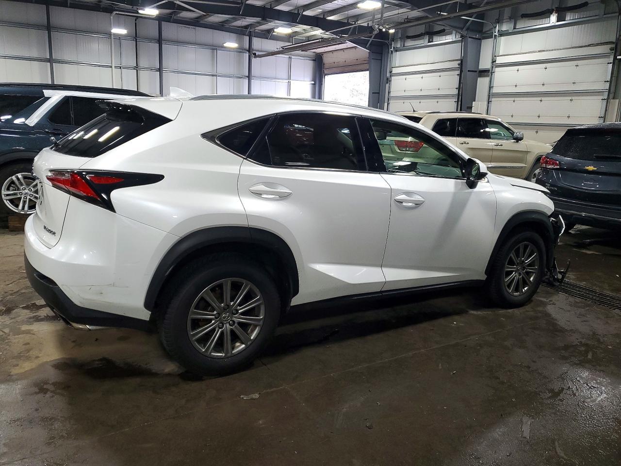 2015 Lexus Nx 200T - Фото 3