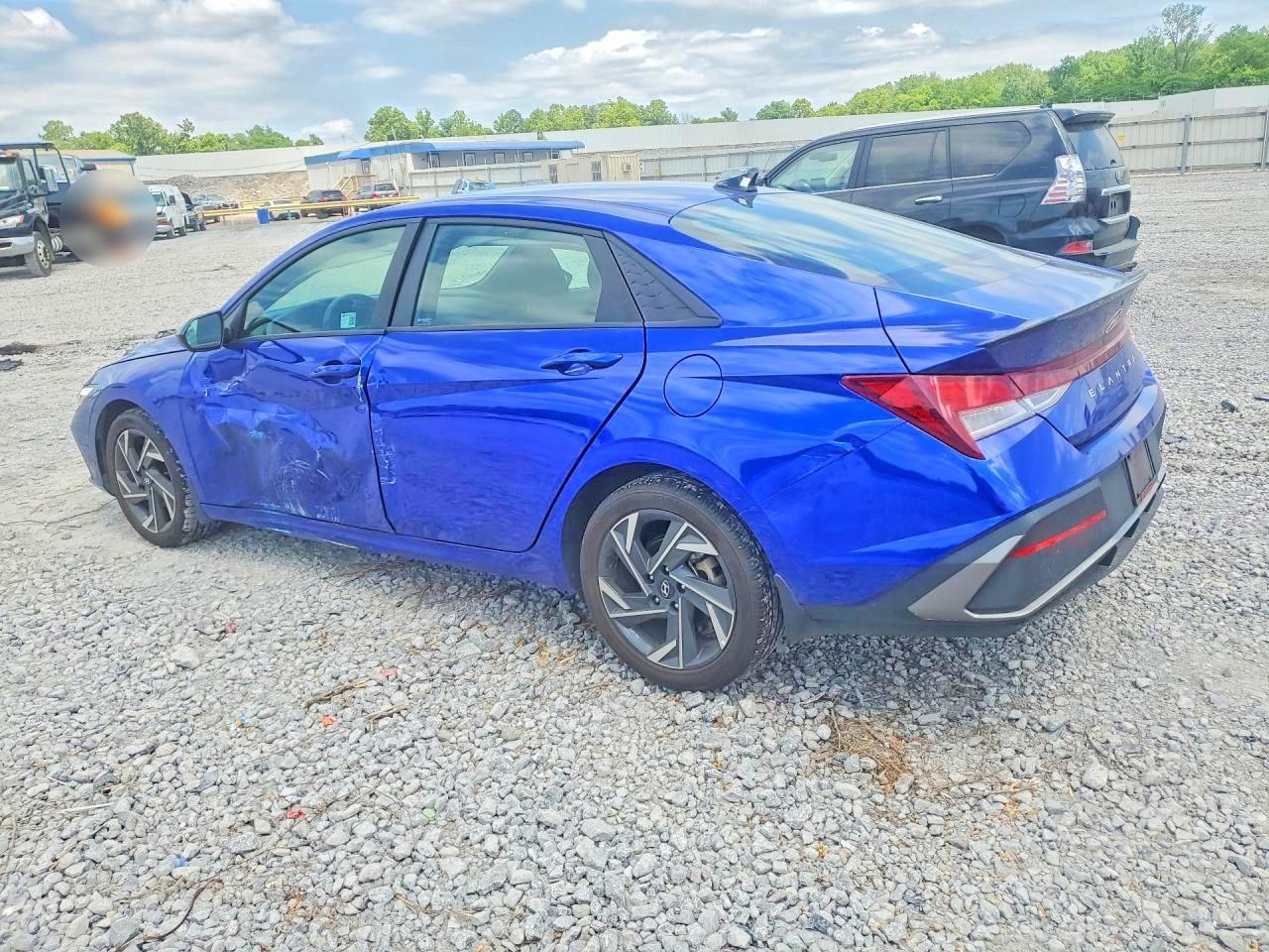 2025 Hyundai Elantra Sel Sport - Фото 2