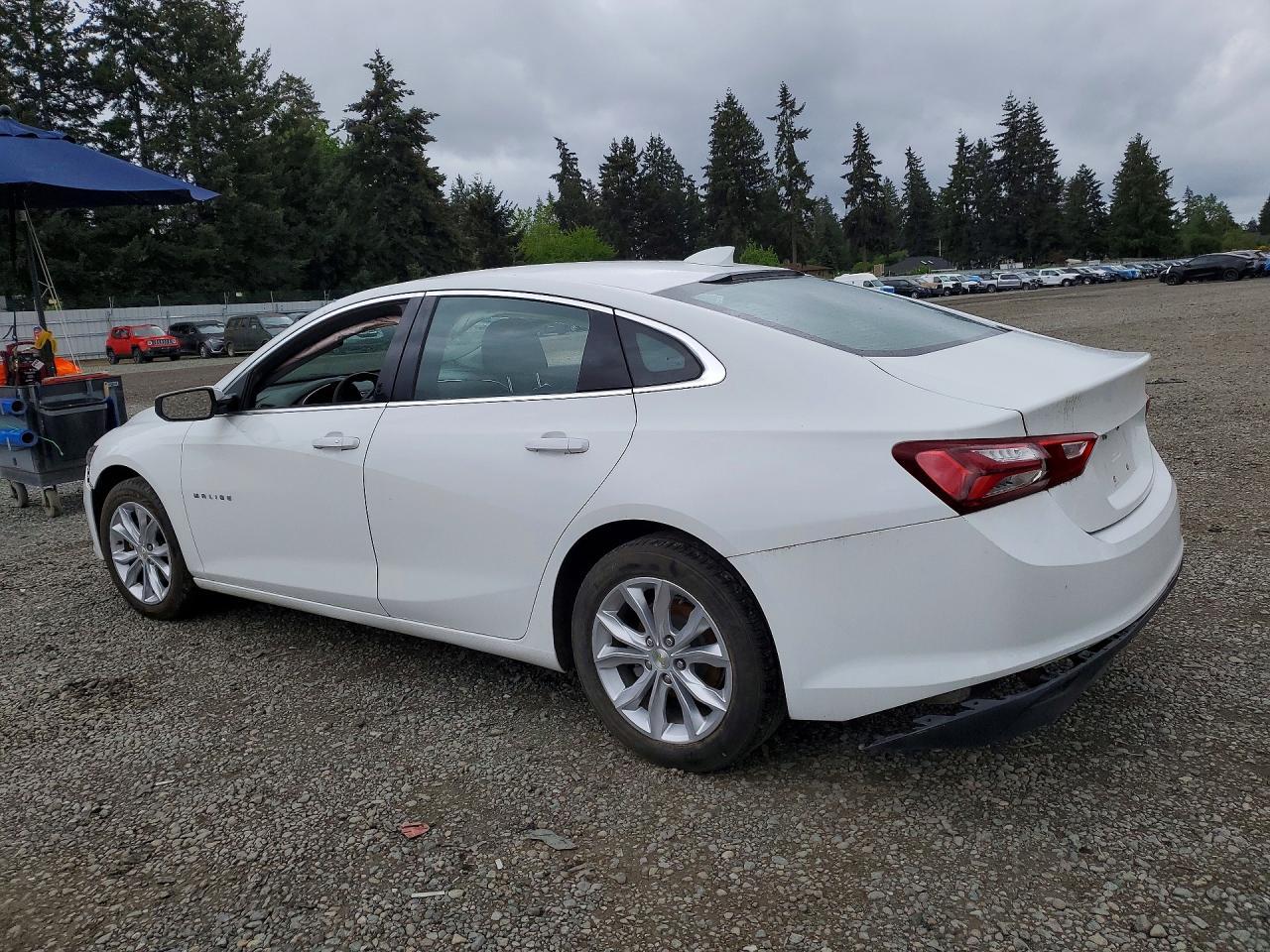 2020 Chevrolet Malibu Lt - Image 2