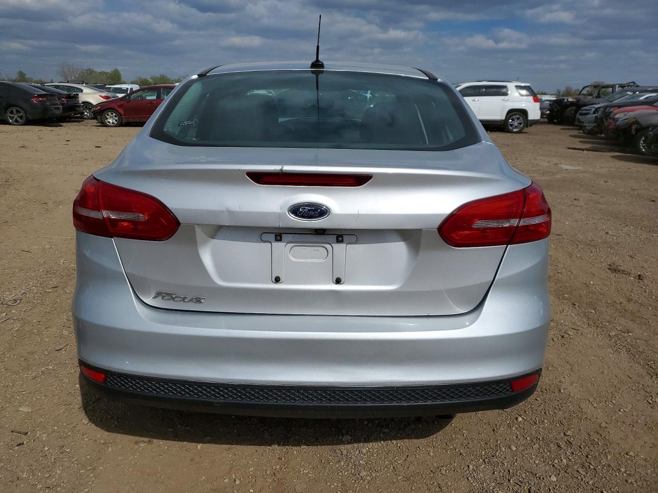 2017 Ford Focus S - Фото 6