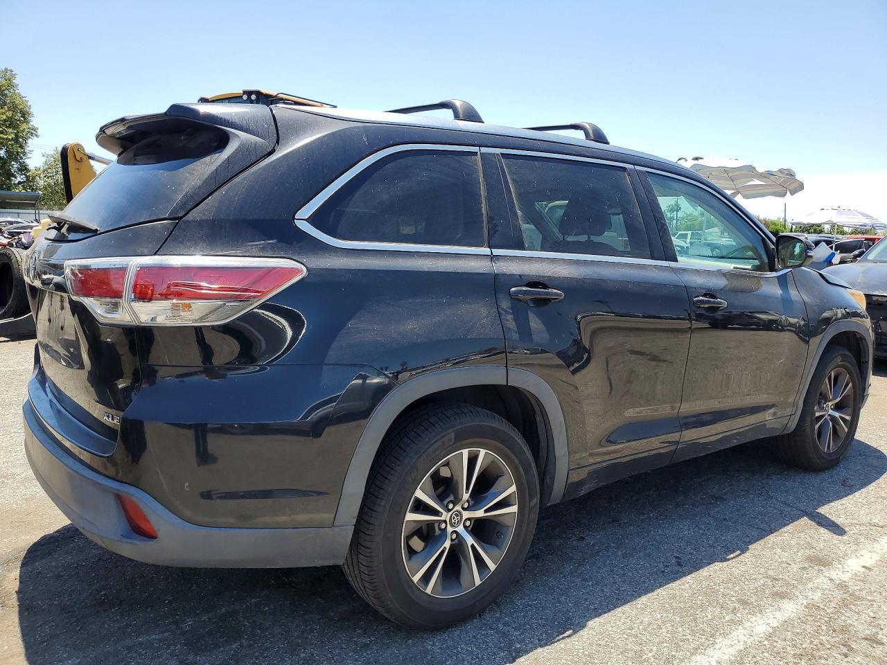 2016 Toyota Highlander Xle - Фото 3