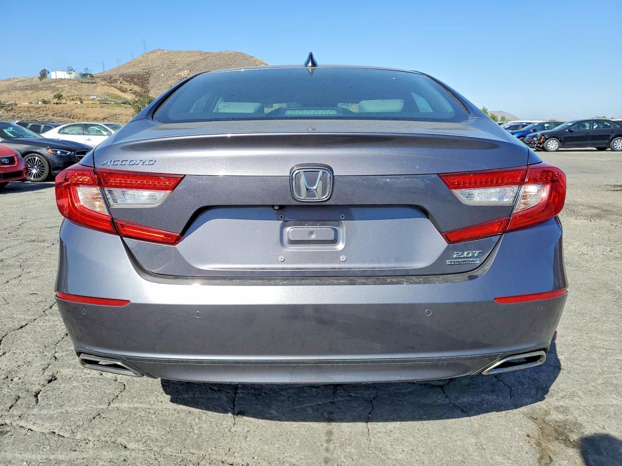 2018 Honda Accord Touring - Фото 6