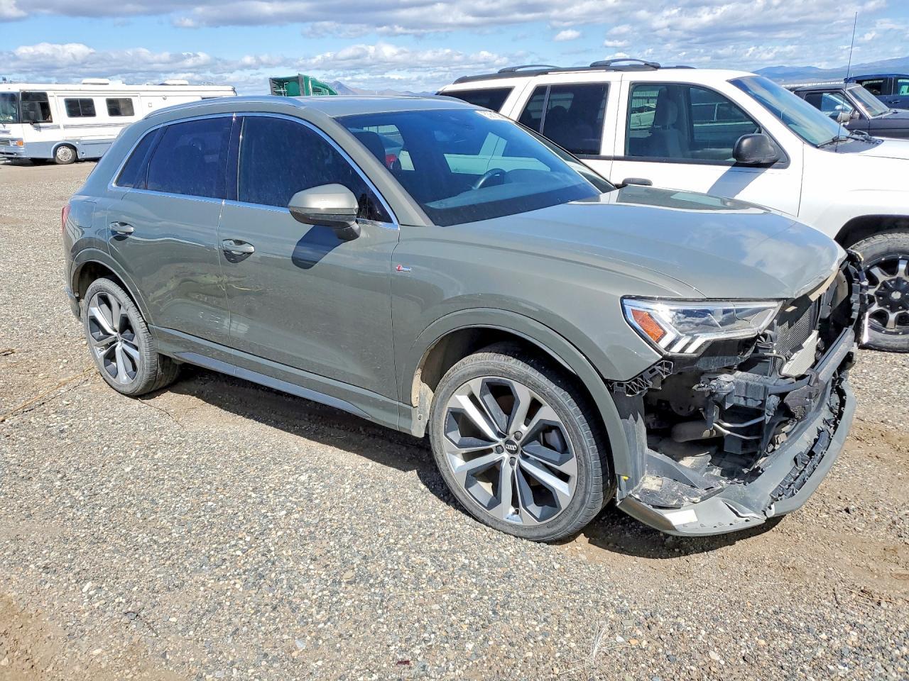 2019 Audi Q3 Premium Plus S-Line - Image 4