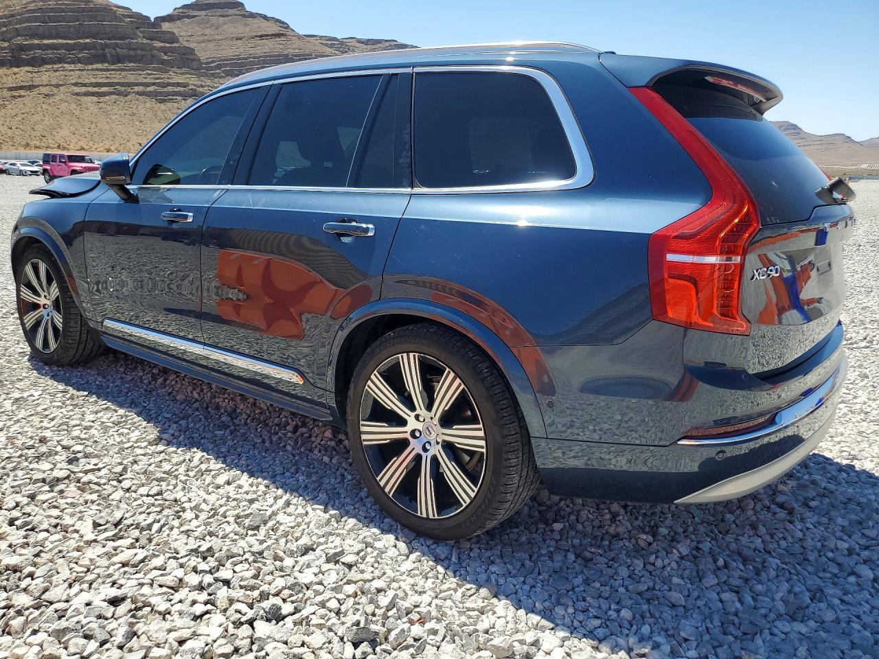 2022 Volvo Xc 90 - Фото 2