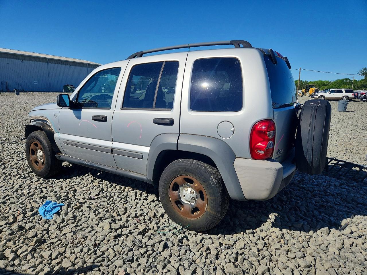 2006 Jeep Liberty Sport - Image 2