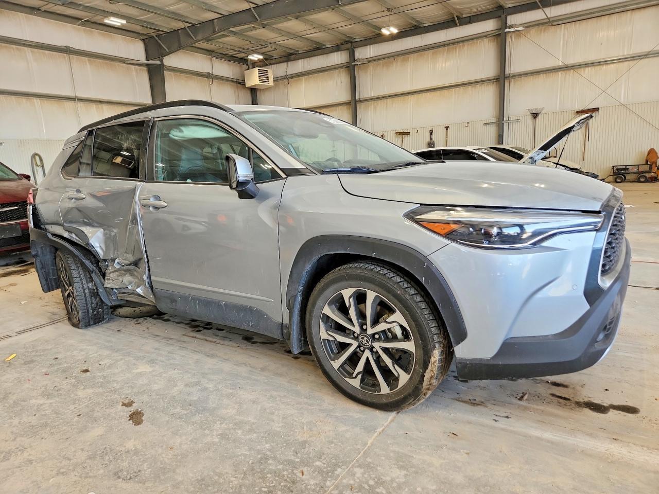 2024 Toyota Corolla Cross Xle - Фото 4